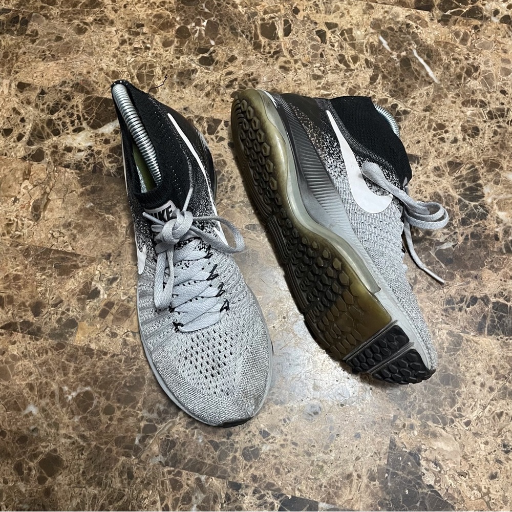 COPY - Nike Zoom All Out Flyknit Size 8 Women